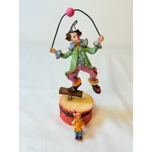 Direct Connection Juggling Resin Balancing Clown Trinket Box with Trinket -Read